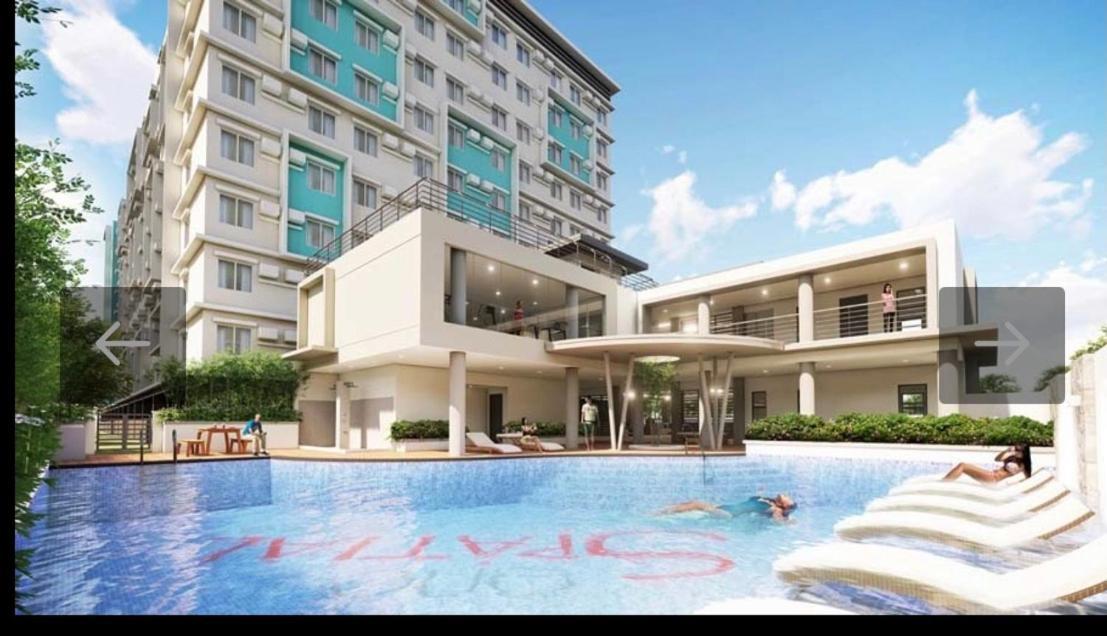 One Spatial Two Bedroom Condominium Unit With Pool And Gym Free Netflix And Wifi Iloilo City Eksteriør billede