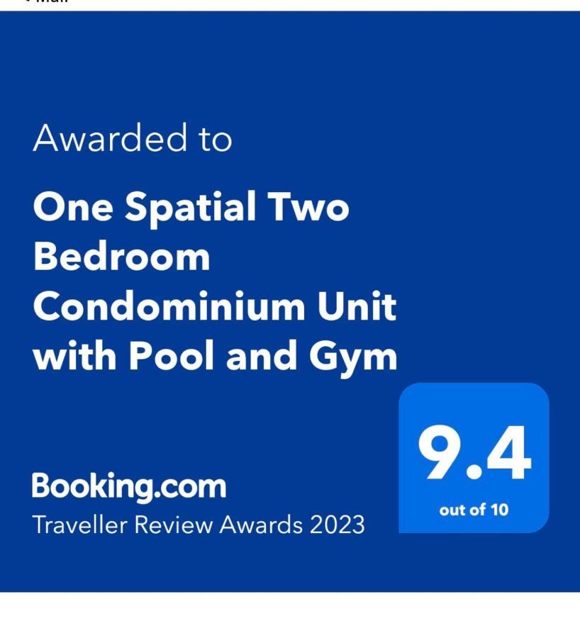 One Spatial Two Bedroom Condominium Unit With Pool And Gym Free Netflix And Wifi Iloilo City Eksteriør billede